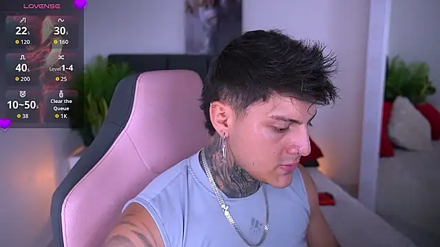 Snapshot of goldenatlasX chatting on 03/04/26, 06:47 goldenatlasX online show from 03/04/26, 06:47