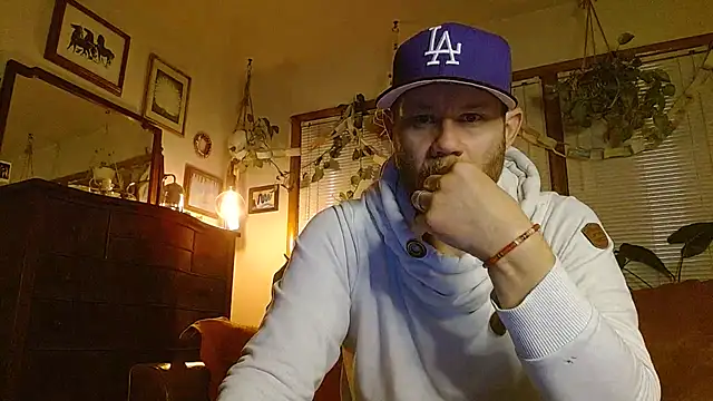 marcus graves 13 online show from 01/13/26, 02:17