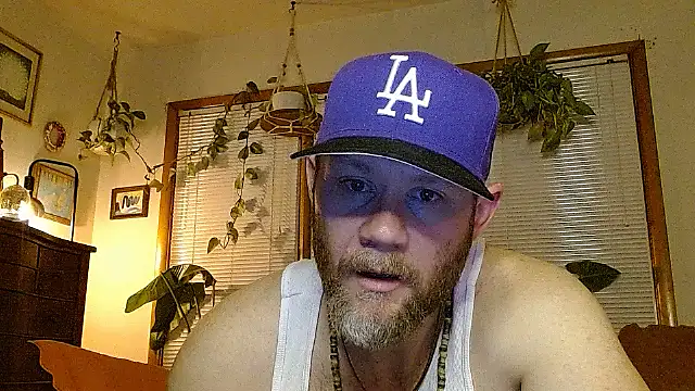 marcus graves 13 online show from 03/06/26, 05:15