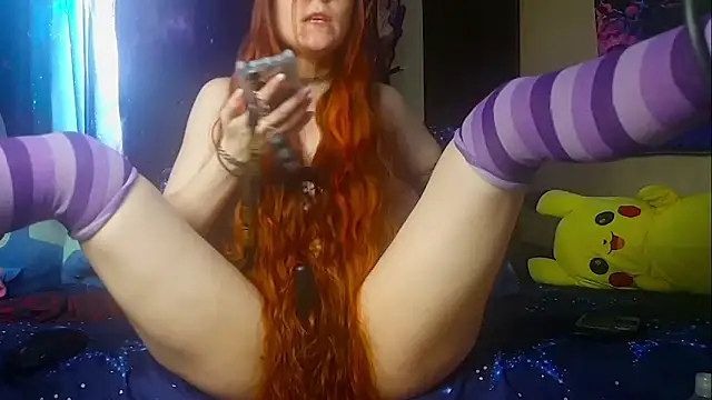 moon shy online show from 03/12/26, 12:44