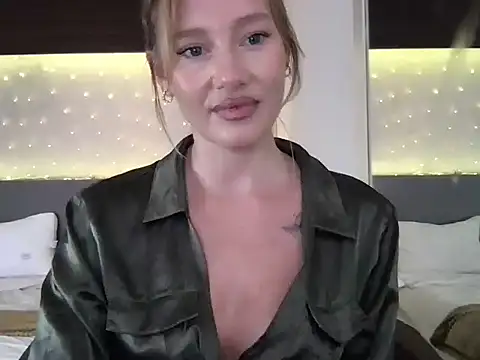 Stella muse online show from 03/21/26, 03:55