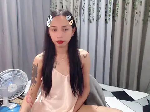 LOVELYMAYUMIE online show from 12/07/24, 10:23