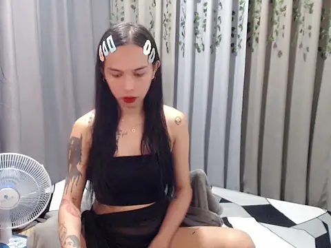 LOVELYMAYUMIE online show from 12/08/24, 10:52