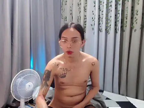 LOVELYMAYUMIE online show from 12/14/24, 02:53