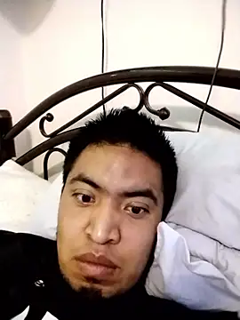 Snapshot of luissfert7y5 chatting on 01/12/26, 02:17 luissfert7y5 online show from 01/12/26, 02:17