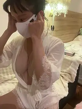 Mia-zhan online show from 03/01/26, 11:29