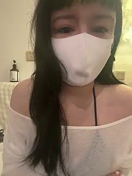 Mia-zhan online show from 04/18/26, 09:26