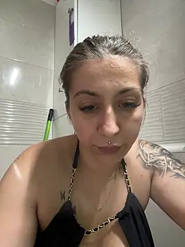 dalia0710 online show from 06/25/26, 01:04