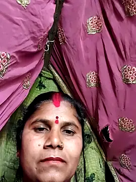 Hot di97 online show from 02/20/26, 09:10