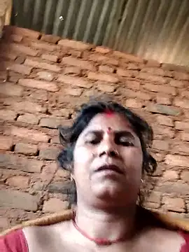 Hot di97 online show from 03/30/26, 01:39