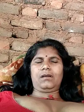 Hot di97 online show from 04/13/26, 02:06