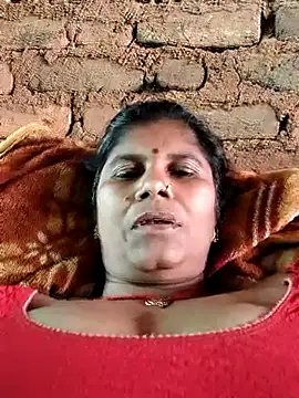 Hot di97 online show from 04/15/26, 02:51