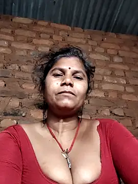 Hot di97 online show from 04/18/26, 08:53