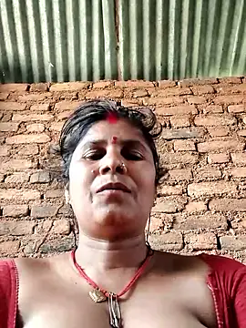 Hot di97 online show from 04/19/26, 08:57