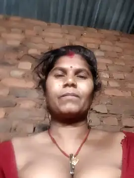 Hot di97 online show from 04/19/26, 07:49