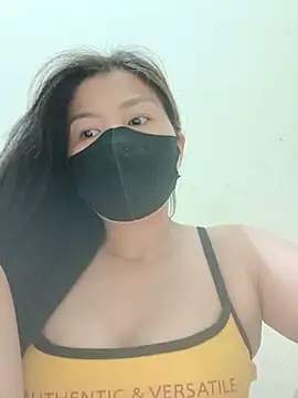 Lyly-68688 online show from 05/17/26, 02:13