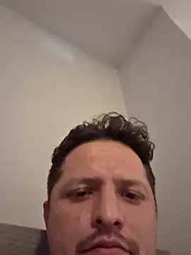 Alopez972 online show from 04/10/26, 05:34