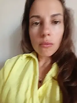 Snapshot of She-Moon chatting on 07/08/26, 05:23 She-Moon online show from 07/08/26, 05:23