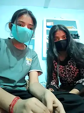 Snapshot of College--girl chatting on 01/14/26, 08:36 College--girl online show from 01/14/26, 08:36