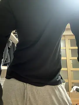 Alexkimsumin online show from 04/13/26, 06:46