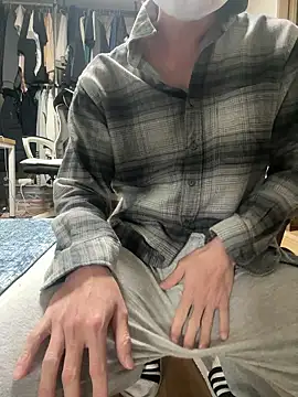 Alexkimsumin online show from 04/16/26, 01:45