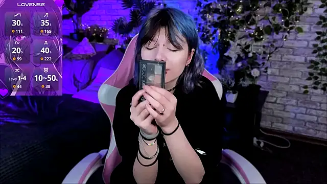 Ashley Veil online show from 03/02/26, 09:10