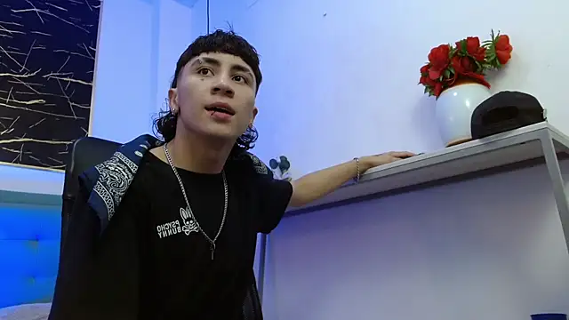 XanderGrey8 online show from 02/09/26, 07:29