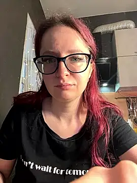 coy girl  online show from 01/14/26, 12:33