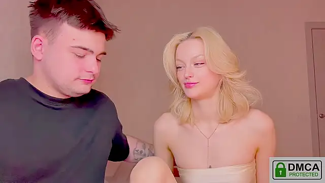 your molly mark  online show from 04/22/26, 08:43