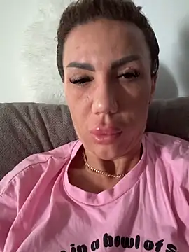 Missolevelvet online show from 04/11/26, 07:45