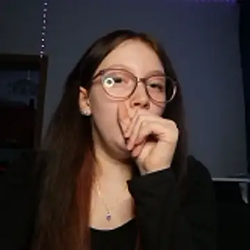 YoungLisaa18 online show from 01/13/26, 03:06