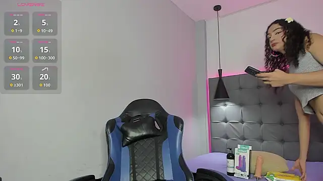 scarletcherry18 online show from 03/21/26, 08:19