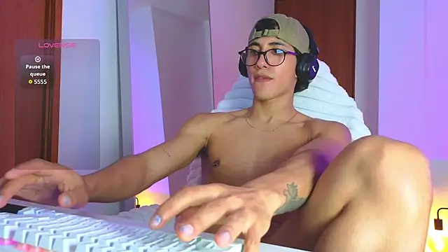 emilio rivs online show from 01/17/26, 03:44