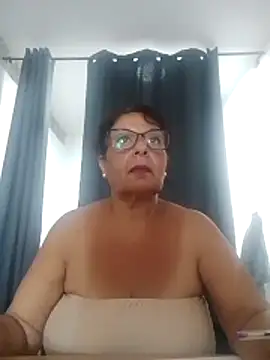 anaisytu online show from 06/04/26, 09:59