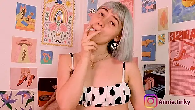 annieTinky0 online show from 02/17/26, 12:18