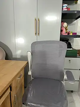 Llabi2k online show from 04/09/26, 07:41