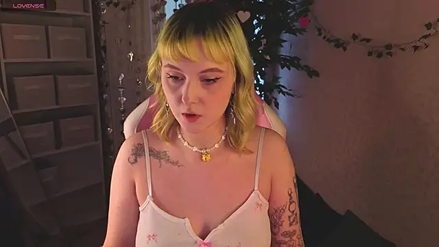 Roziett Belle online show from 03/14/26, 09:26