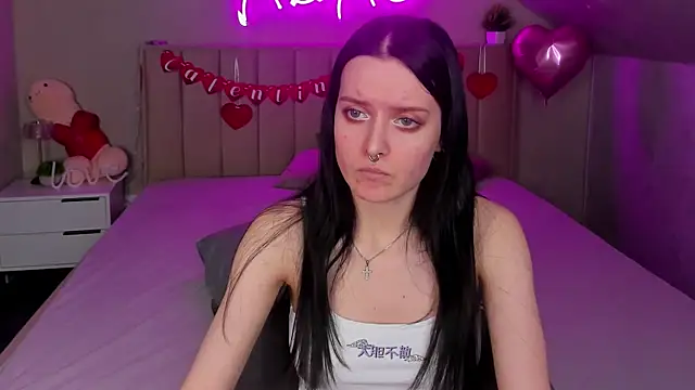 Kessi Millisis online show from 02/18/26, 09:27