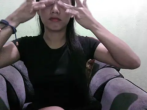 Snapshot of lovelypinay31xx chatting on 03/18/26, 06:05 lovelypinay31xx online show from 03/18/26, 06:05