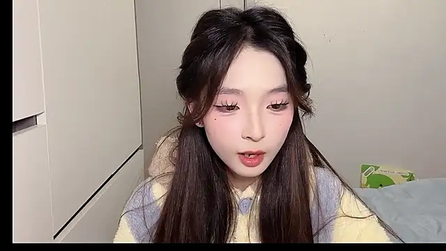 Snapshot of 1X-NanNan chatting on 01/16/26, 12:42 1X-NanNan online show from 01/16/26, 12:42