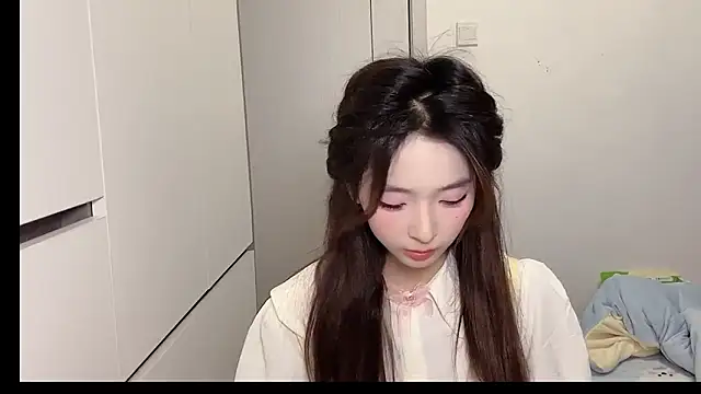 Snapshot of 1X-NanNan chatting on 01/19/26, 01:37 1X-NanNan online show from 01/19/26, 01:37