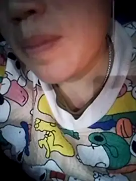 Snapshot of LingLing002 chatting on 01/17/26, 11:37 LingLing002 online show from 01/17/26, 11:37