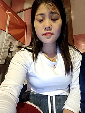 Ngocmai lazdy online show from 01/15/26, 02:21