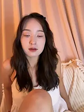 wenwenyaa online show from 04/15/26, 01:18