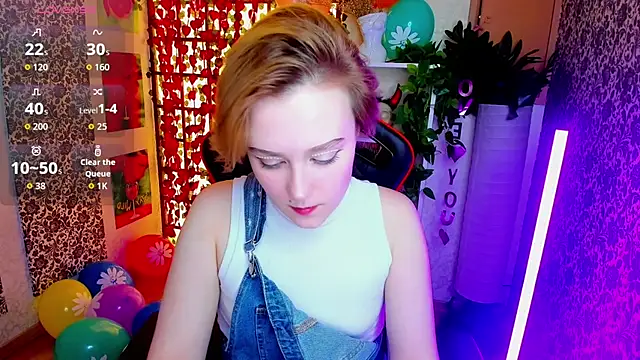Ellie Heavenly online show from 02/22/26, 08:13