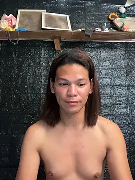 HugeAgatha online show from 02/17/26, 07:16