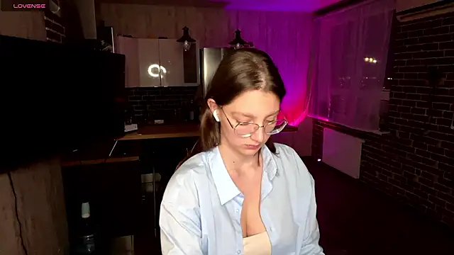 ChrisAmott online show from 03/27/26, 04:40