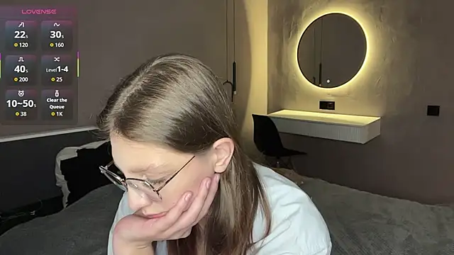 ChrisAmott online show from 04/24/26, 04:09