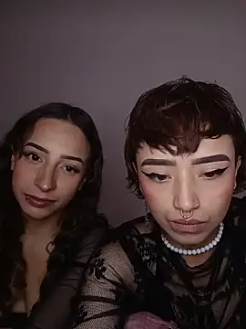 AlexxaAndRileyy online show from 03/04/26, 10:27