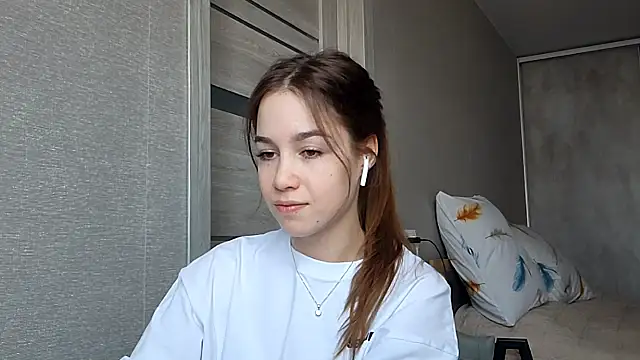 SherrylMaler online show from 02/08/26, 04:27